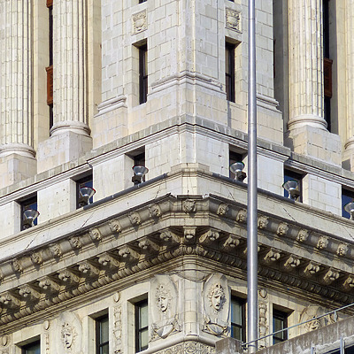 PNC Tower by Nate Lindsey