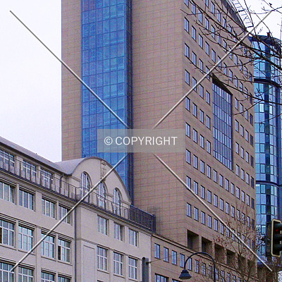 Bürohochhaus am Leutragraben by SOR-Art