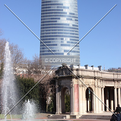 Torre Iberdrola by Florian Barbier