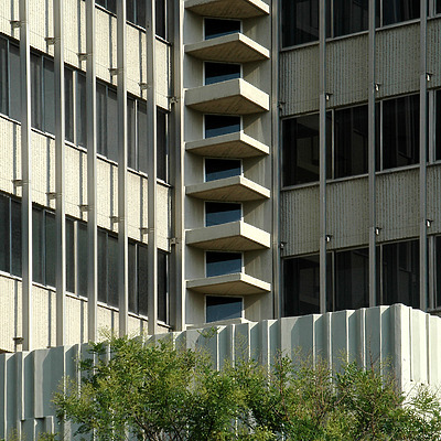 Edificio Colón by John Bek