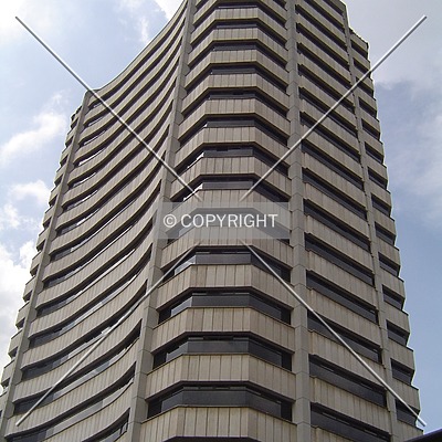 Edificio MOP by Rodrigo Salas