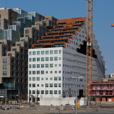 DNB hus B by Kjetil Balog