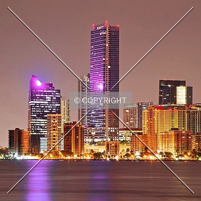 Four Seasons Hotel & Tower by Jorge Molina