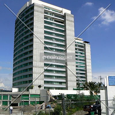 Residencial Palmas Torre 2 by Luis Ibáñez