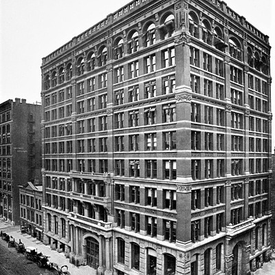 Home Insurance Building by Chicago History Museum, ICHi-000989; attributed to J.W. Taylor, photographer
