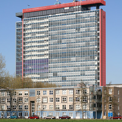 TU Delft faculteit ITS by Michiel van Dijk