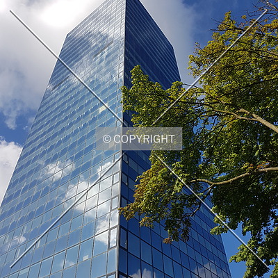 Hochhaus am Park by Nephilim