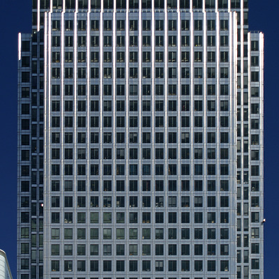One Canada Square by Cesar Serrano