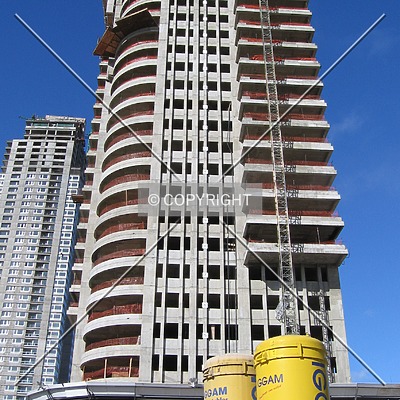 Torre Renoir 1 by Maximiliano Buono