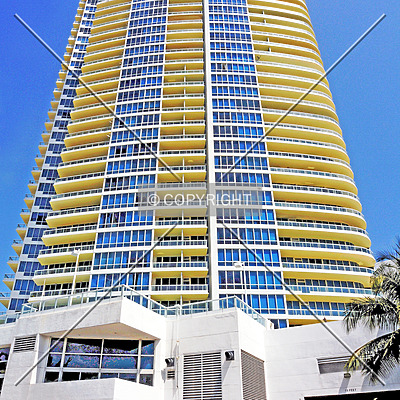 Continuum on South Beach, South Tower by Jorge Molina
