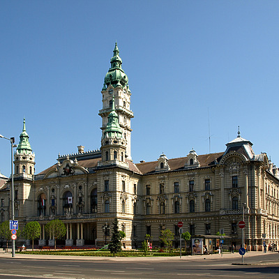 Győri Városháza by Marshall Gerometta