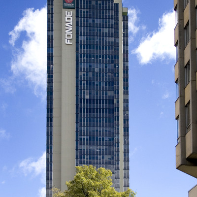 Edificio Fonade by Jim Schwartz