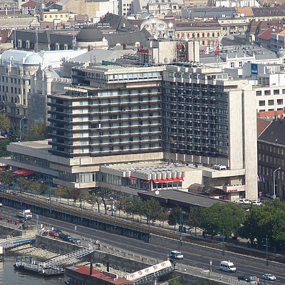 Hotel Marriott by Robin Spetz