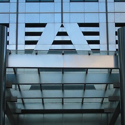 One Canada Square by Jonathan Smith