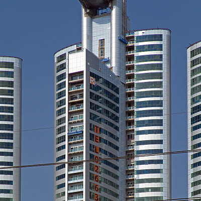 Millennium Residence 3 by Horst Kiechle