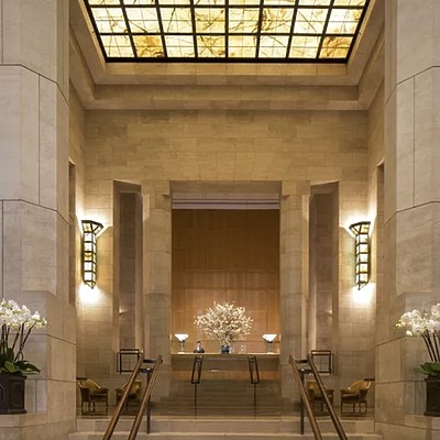 Four Seasons Hotel by Four Seasons