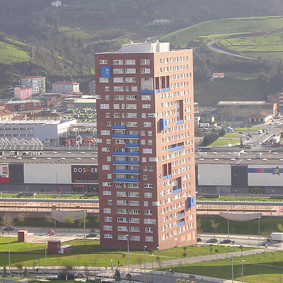 Torre VIII by Mikel Allende
