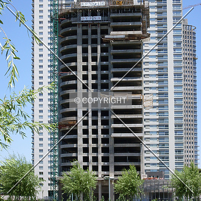 Torre Renoir 2 by Maximiliano Buono
