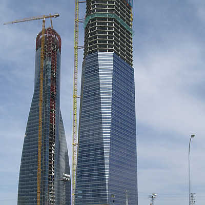 Torre de Cristal by Cesar Serrano