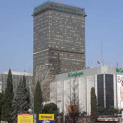 Edificio Windsor by Cesar Serrano