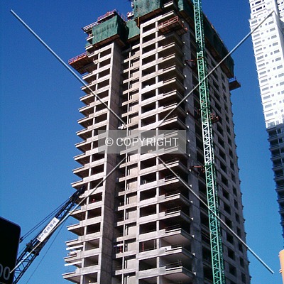 Torre del Parque by Maximiliano Buono