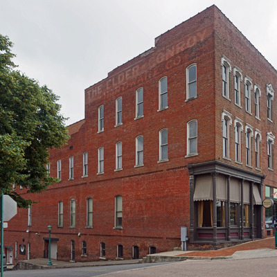 98 Franklin Street by Ryan Hildebrand