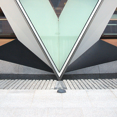 30 St Mary Axe by Wilson Ling