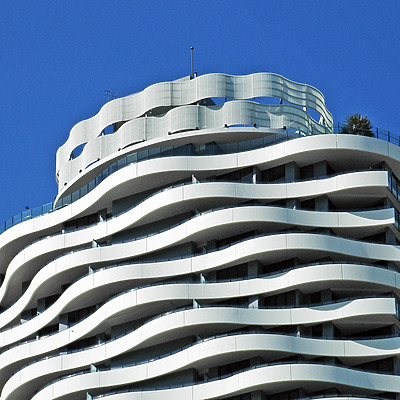 The Wave by John Bek