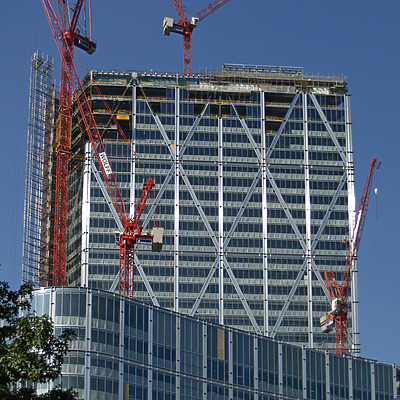 The Broadgate Tower by Cesar Serrano
