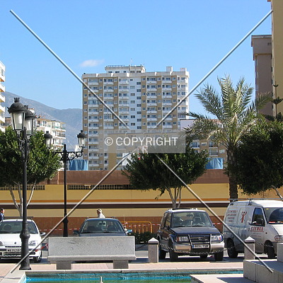 Edificio Ronda III by Victor Carcedo