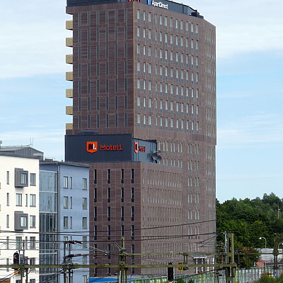 Motel L Älvsjö by Robin Spetz