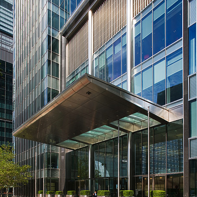 One Churchill Place by Pavel Toczynski