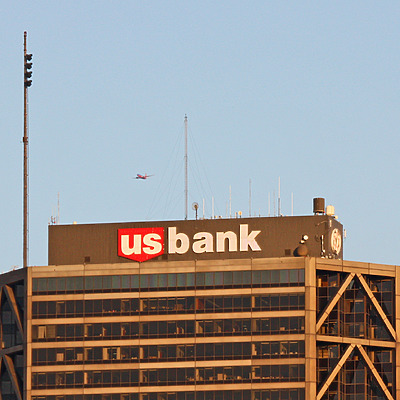 One US Bank Plaza by Ryan Hildebrand