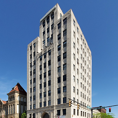 Chase Bank Building by Ryan Hildebrand