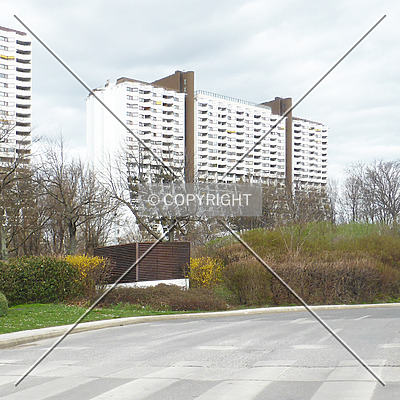 Wohnpark Alterlaa - Block A5-A8 by Nephilim