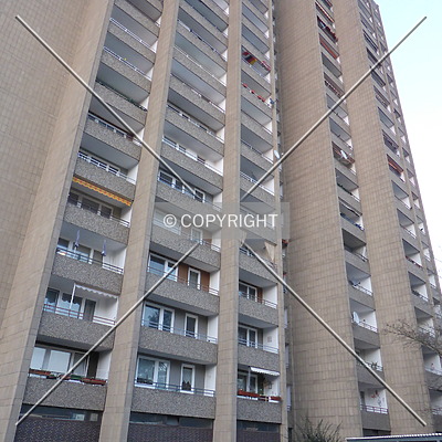 Fritz-Remy-Straße 5-7 by Nephilim