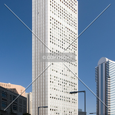 Shinjuku Sumitomo Building by Serdica