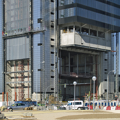 Torre Caja Madrid by Cesar Serrano