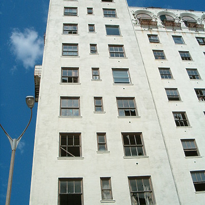 Hilton Capitol Center by Rodney Gunn