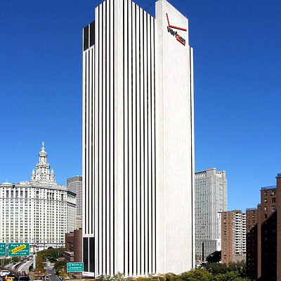 375 Pearl Street by John Cahill