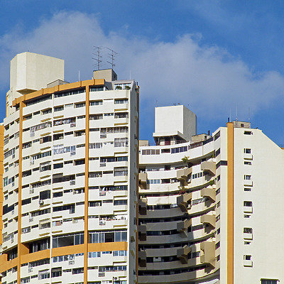 Pearl Bank Apartments by Horst Kiechle
