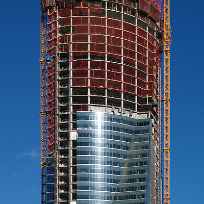 Torre Espacio by Cesar Serrano
