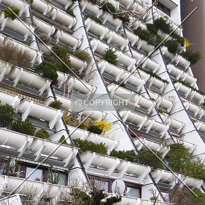 Wohnpark Alterlaa - Block C1-C4 by Nephilim