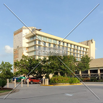 Marriott Saint Louis Airport East Tower by Ryan Hildebrand
