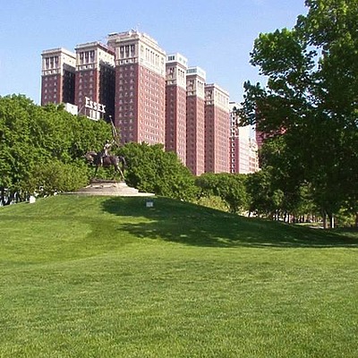 Chicago Hilton & Towers by Daniel Kieckhefer