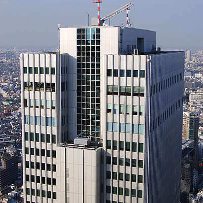 Shinjuku Nomura Building by Kevin Hemphill
