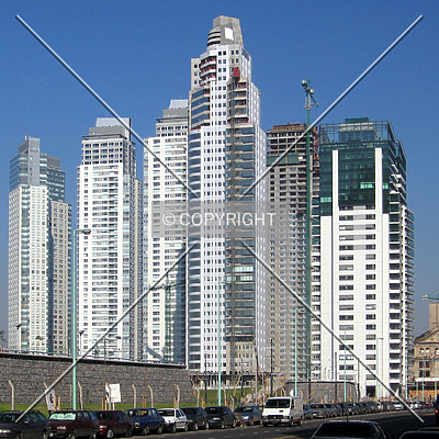 Torre Renoir 1 by Maximiliano Buono