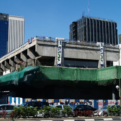 Edificio Windsor by Cesar Serrano