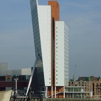 Toren op Zuid by Michiel van Dijk