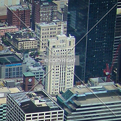 LaSalle-Wacker Building by Ryan Hildebrand